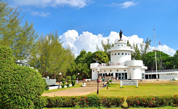 อนุสรณ์สถานยุทธนาวีฯ